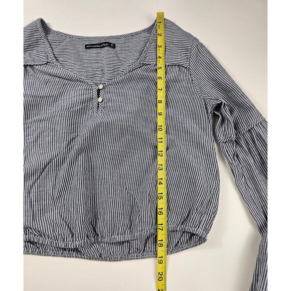 Abercrombie And Fitch size XS chambray striped boho relaxed fit mid drift top ^ - Picture 8 of 8